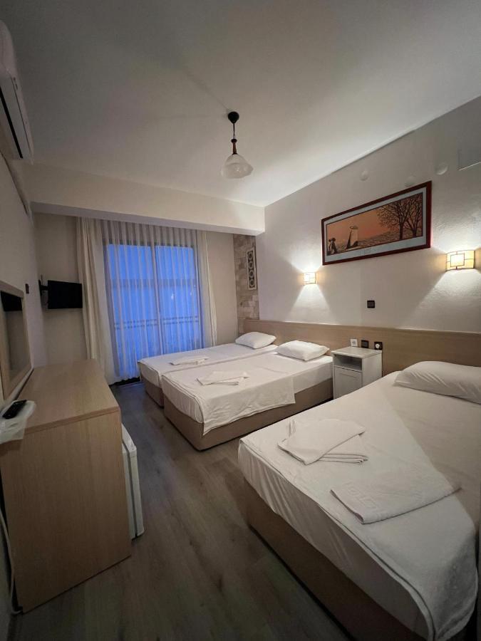 Bayram Hotel Cesme Exterior photo