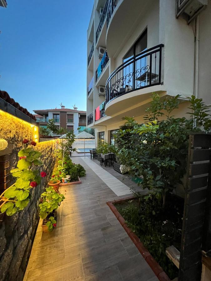 Bayram Hotel Cesme Exterior photo